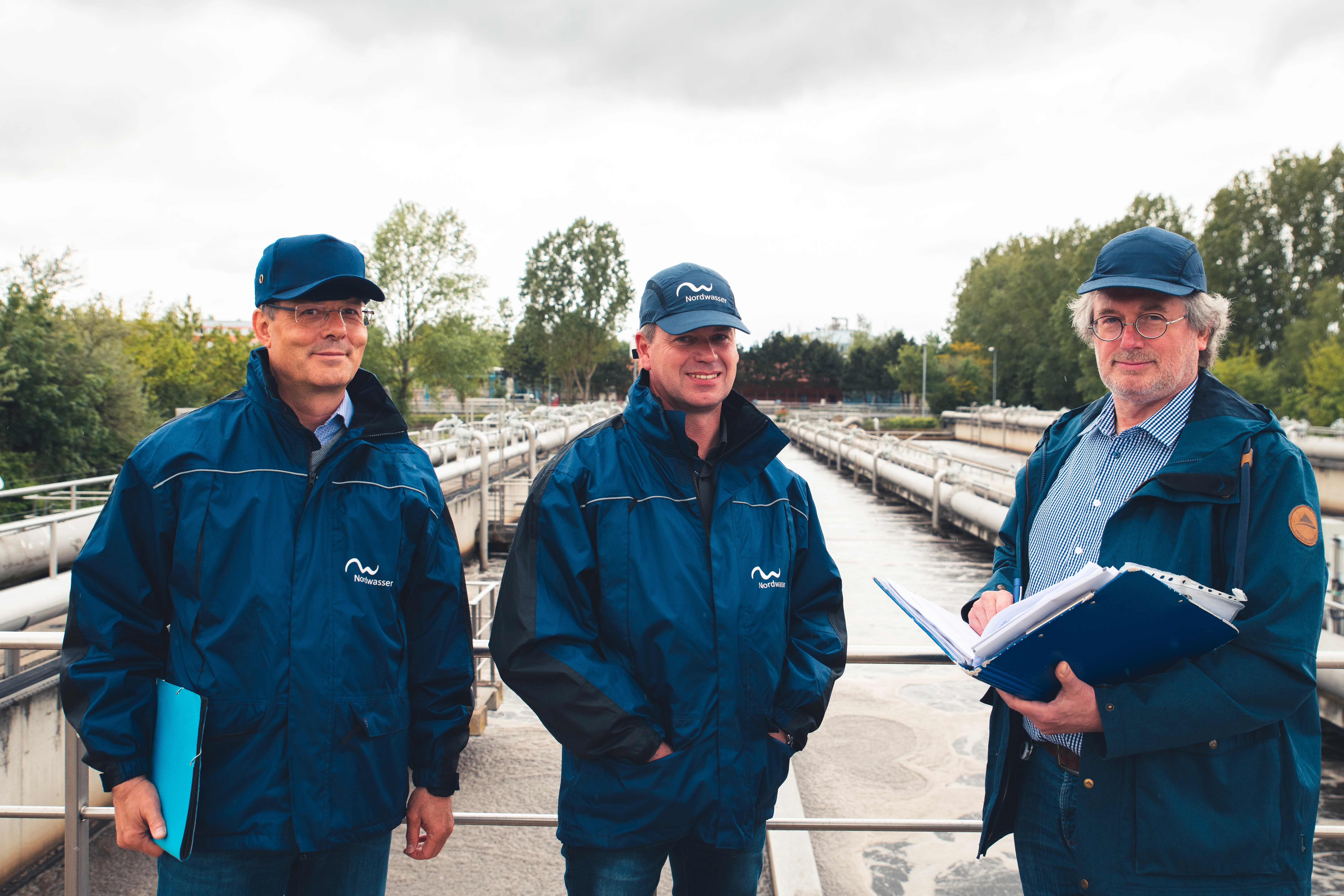 Gruppenfoto von dem Energieaudit auf der Kläranlage